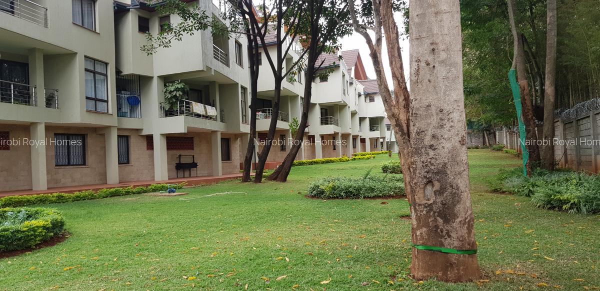 5 Bed Townhouse with En Suite at Lavington Mall - 10