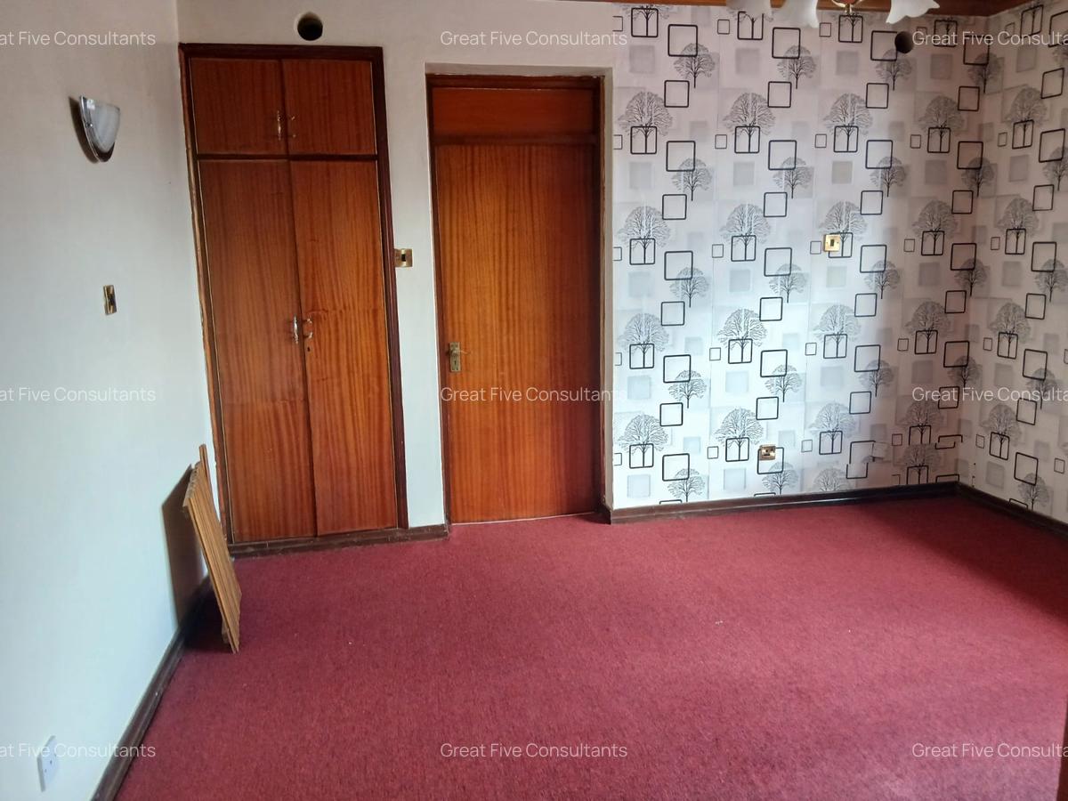 4 Bed Villa with En Suite in Runda - 14