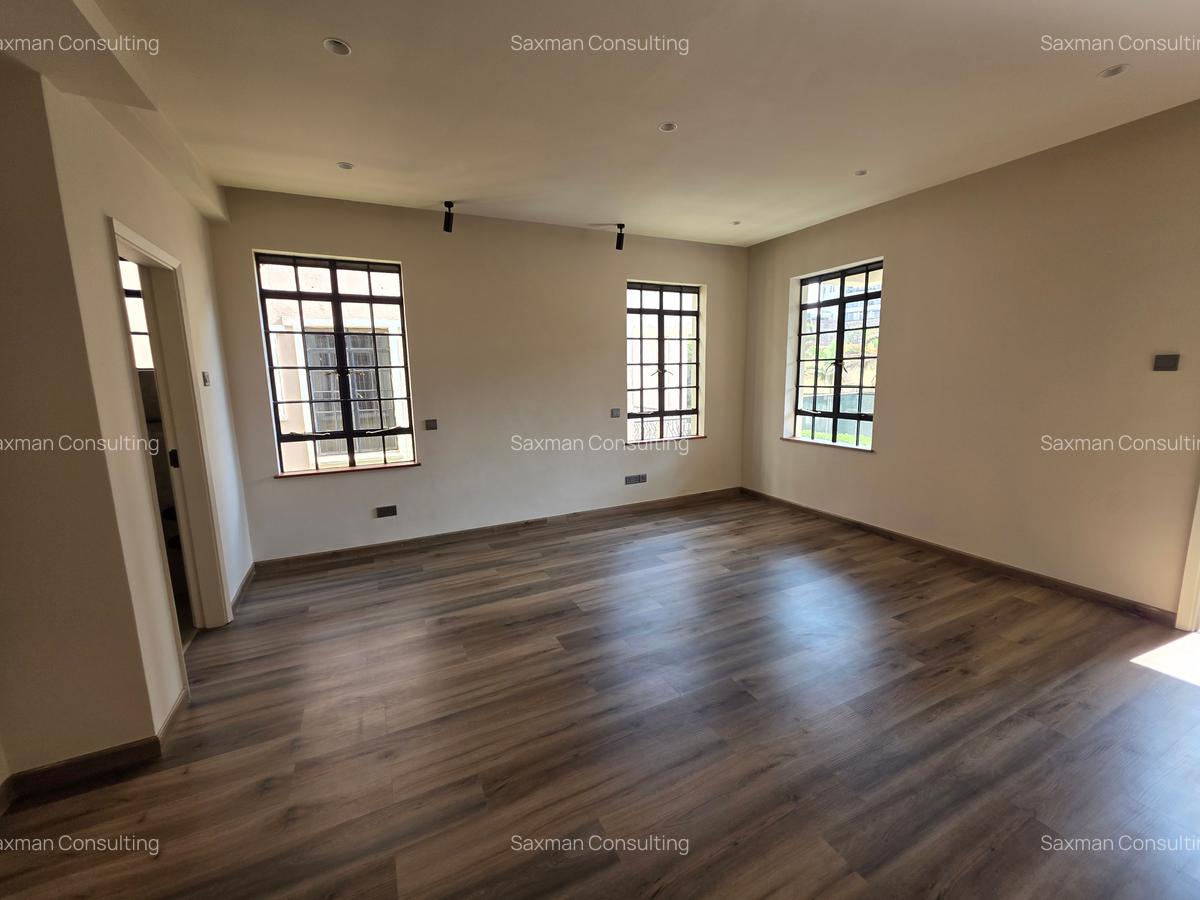 4 Bed Villa with En Suite in General Mathenge - 4