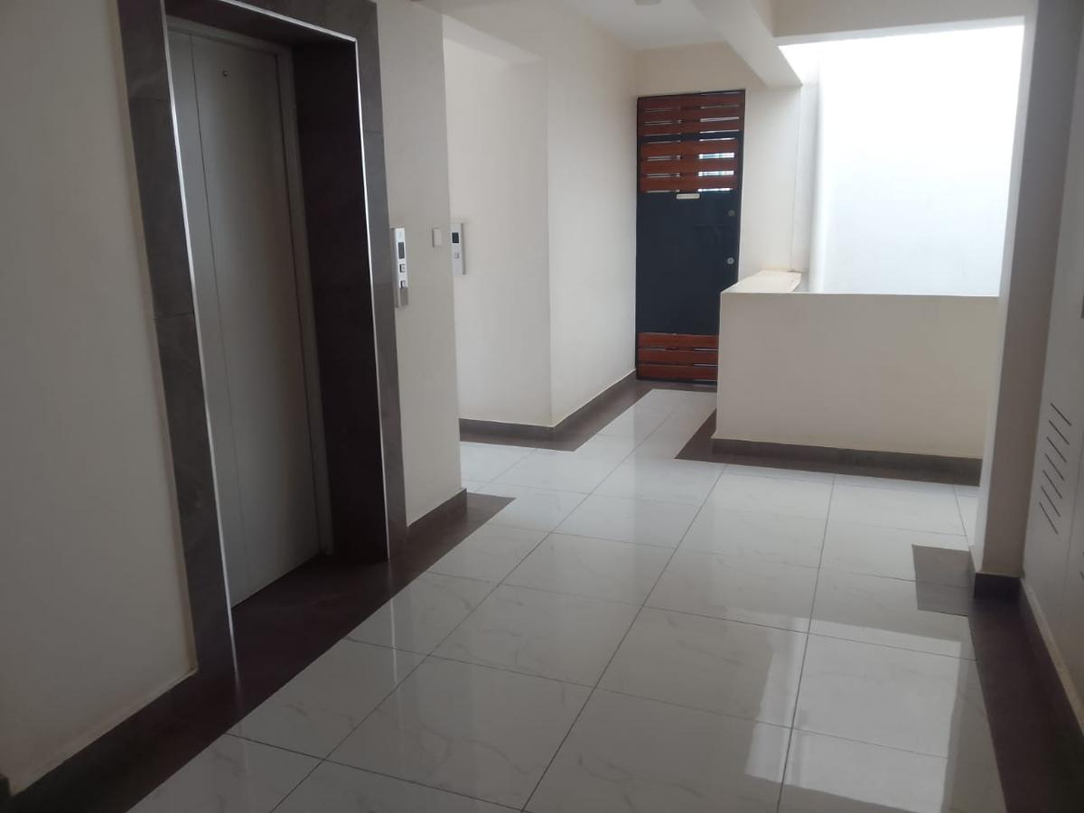 4 Bed Apartment with En Suite in Parklands - 4