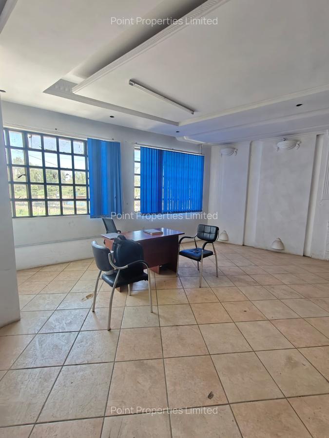 2,500 ft² Warehouse at Bunyala - 10