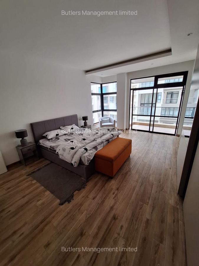 3 Bed Apartment with En Suite in Riverside - 10