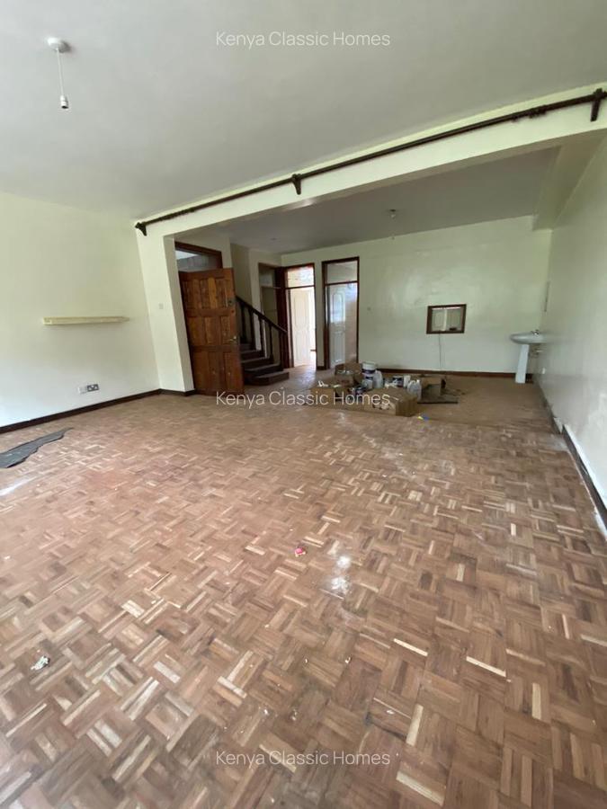 5 Bed Townhouse with En Suite at Kilimani - 3