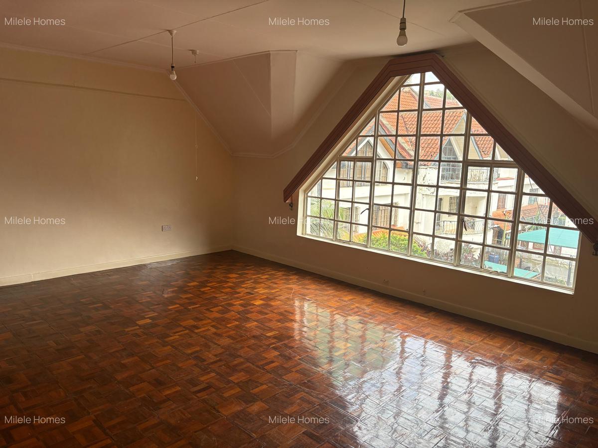 4 Bed Townhouse with En Suite at Matundu Lane - 9