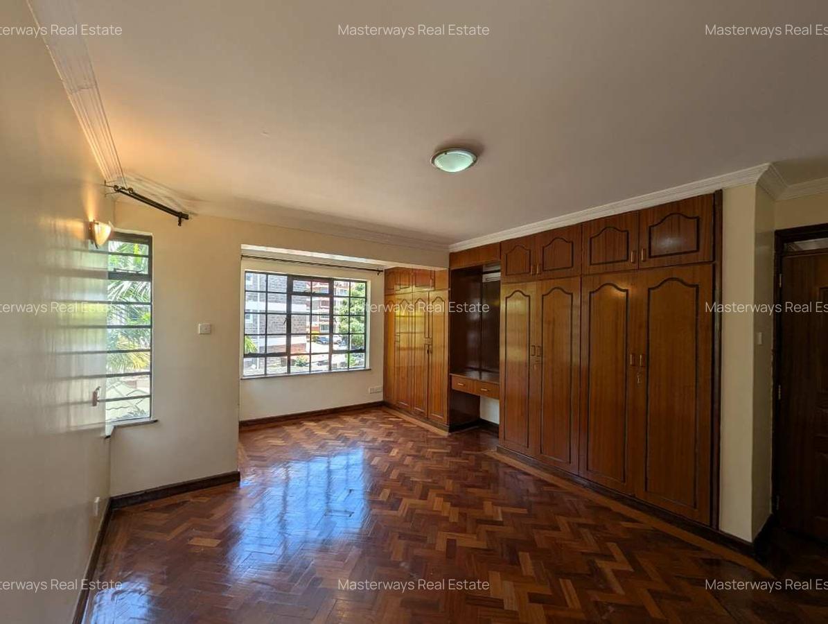 3 Bed Apartment with En Suite in Kilimani - 9