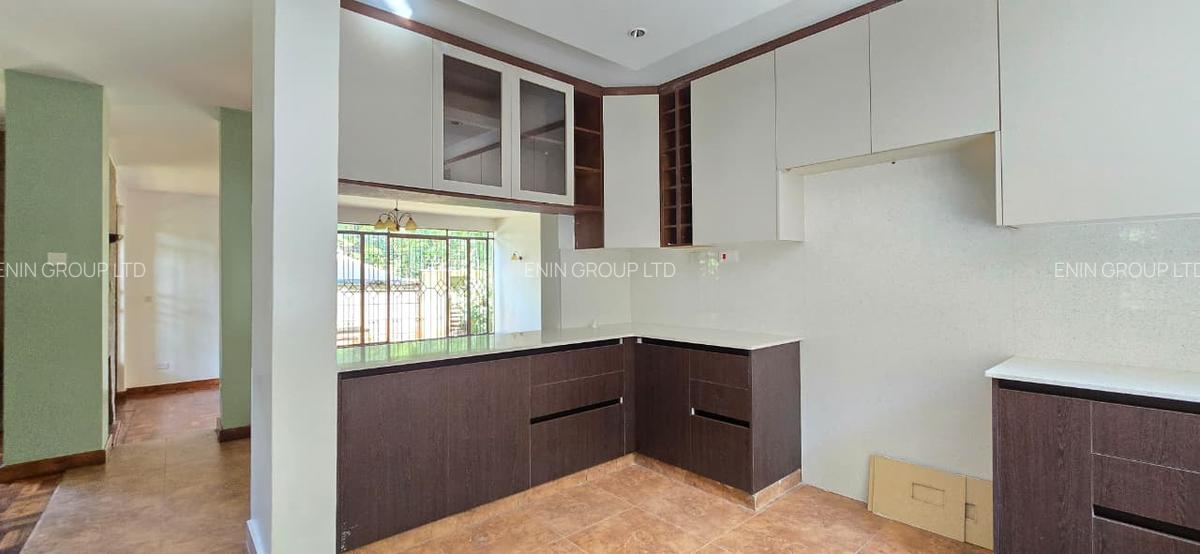 4 Bed Townhouse with En Suite at Lavington Mall - 9