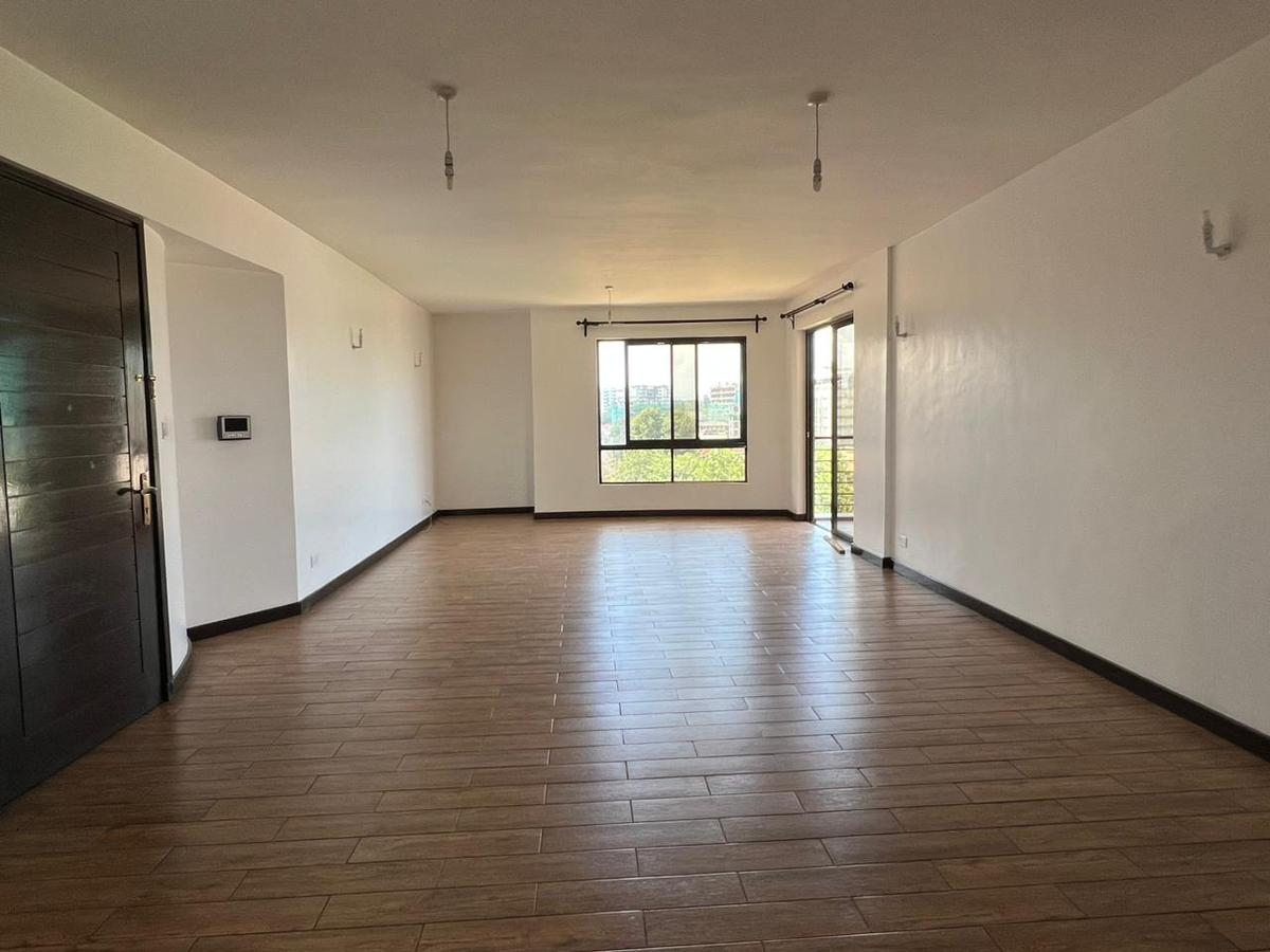 3 Bed Apartment with En Suite at Parklands - 3