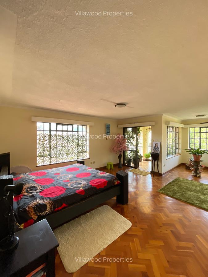 4 Bed House with En Suite in Spring Valley - 6