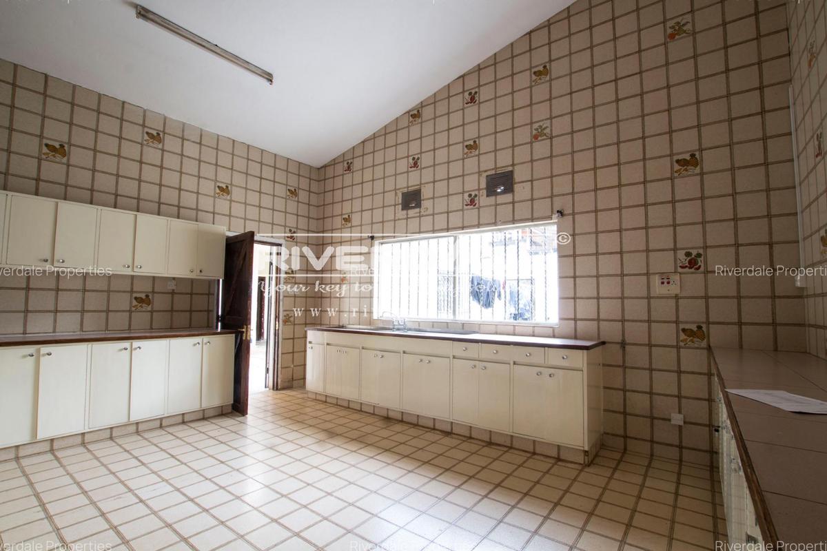 0.6 ac Commercial Property with Parking in Lavington - 5