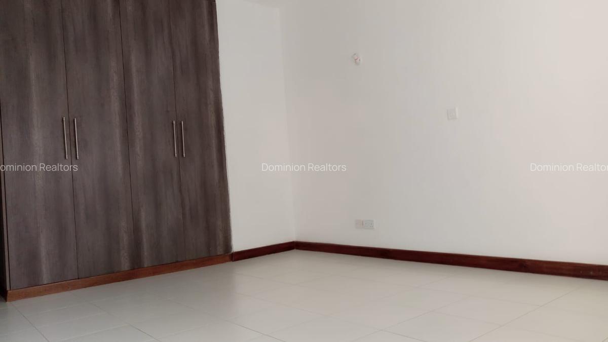 2 Bed Apartment with En Suite at Bohra - 11