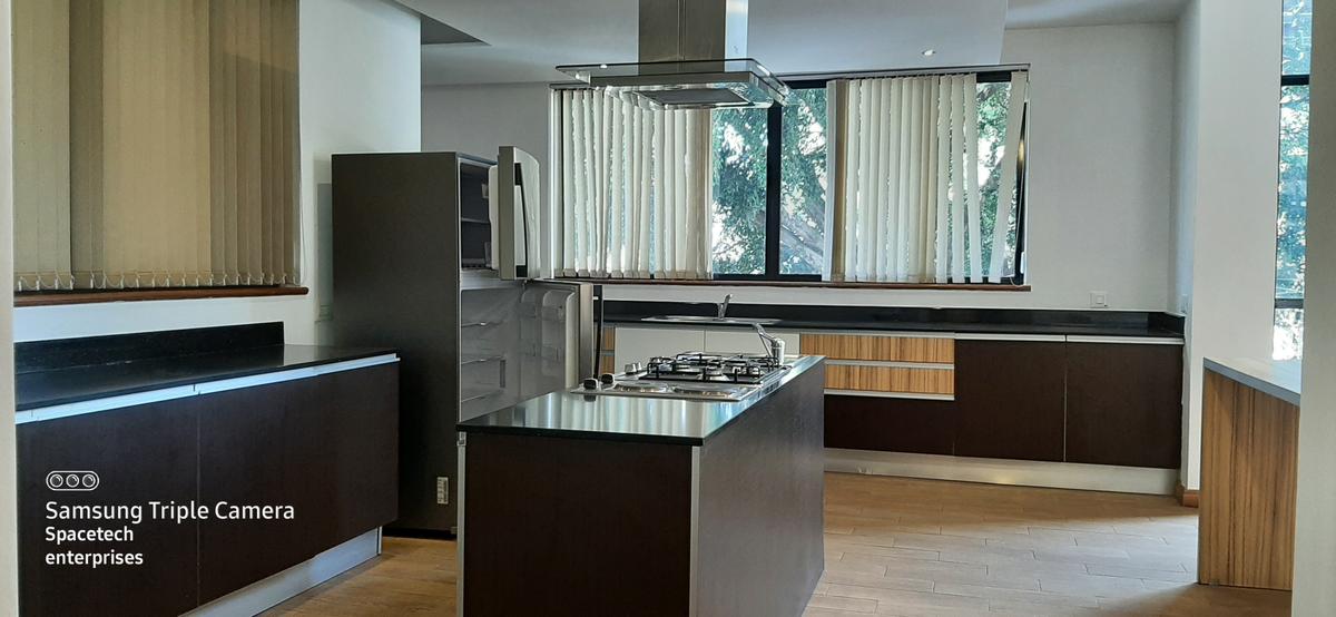 4 Bed Apartment with En Suite in Westlands Area - 5