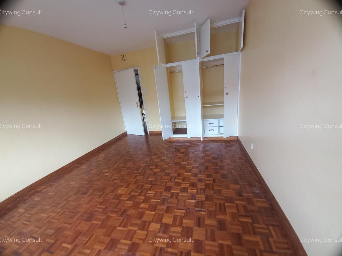 5 Bed Townhouse with En Suite at School Lane - 9