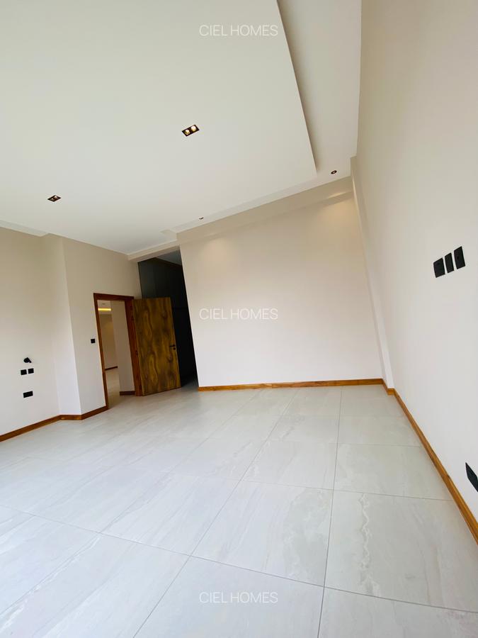 4 Bed House with En Suite in Loresho - 7