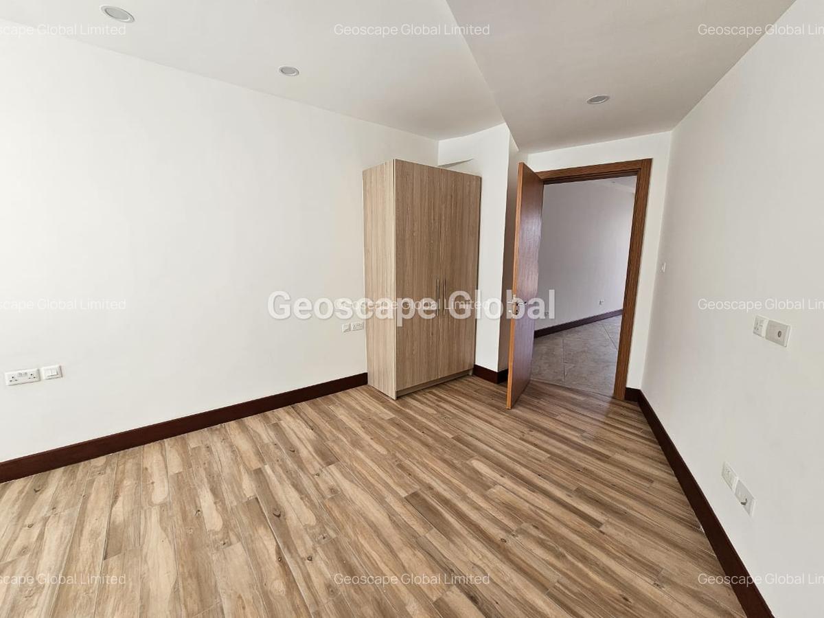 4 Bed Apartment with En Suite in Westlands Area - 11