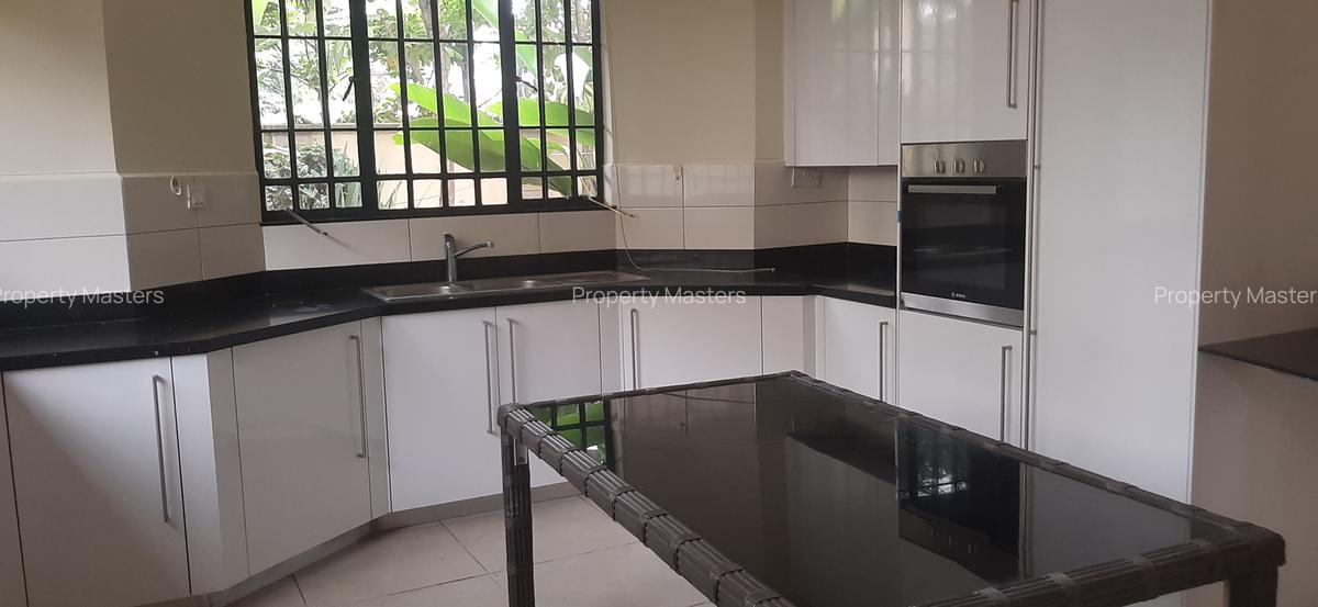 5 Bed Villa with En Suite at Loyangalani Drive - 16