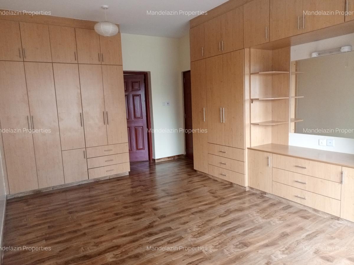 2 Bed Apartment with En Suite at Raphta Road - 10