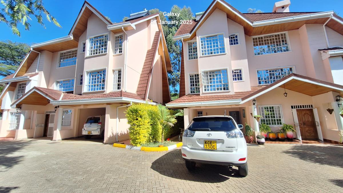 5 Bed Townhouse with En Suite at Off Convent Drive - 1