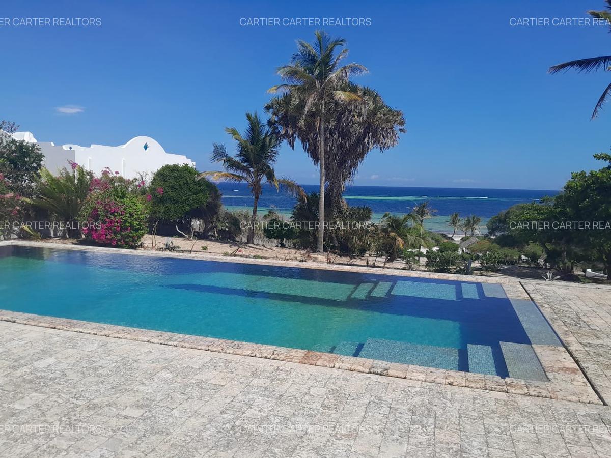 3 Bed Villa with En Suite in Watamu - 1