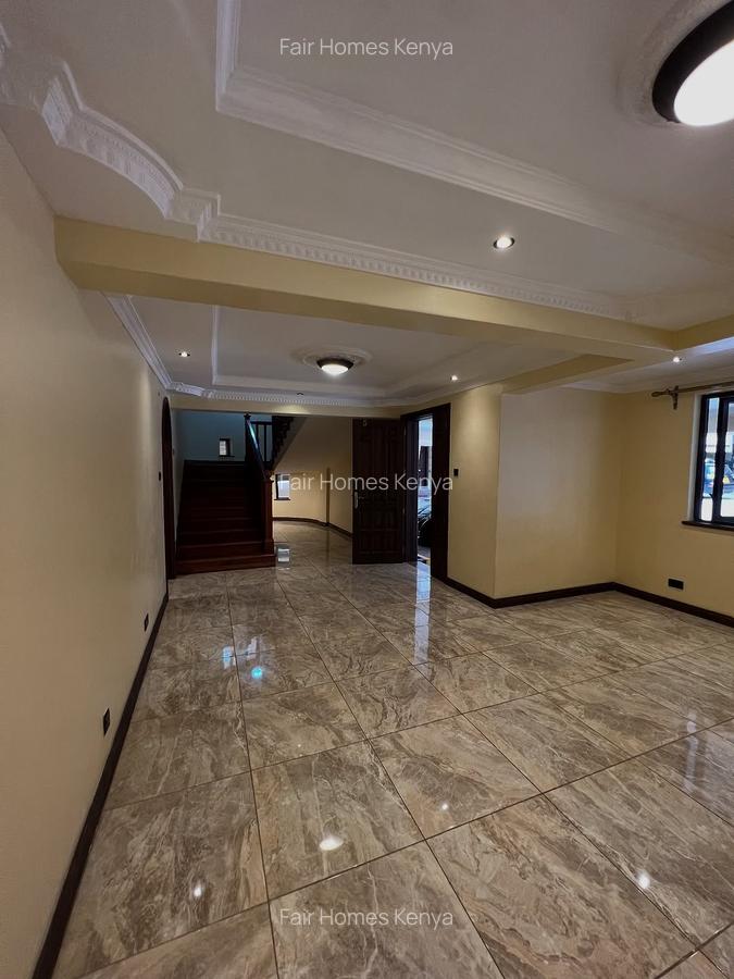 5 Bed Townhouse with En Suite at Kanjata Road - 6