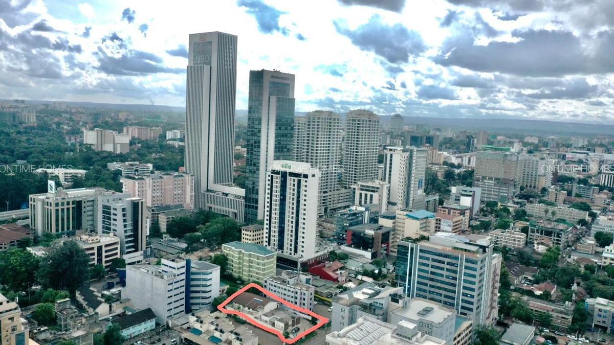 3 Bed Apartment with En Suite at Westlands - 2