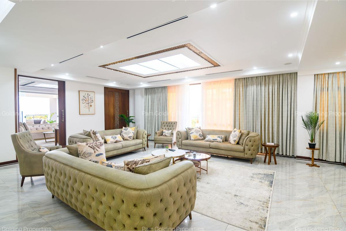 Furnished 5 Bed Apartment with En Suite in Nyali Area - 2