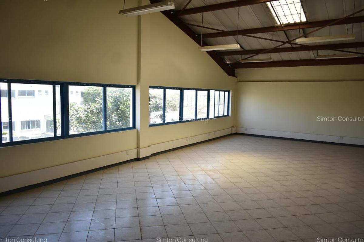 Warehouse with Lift at Cabanus - 7