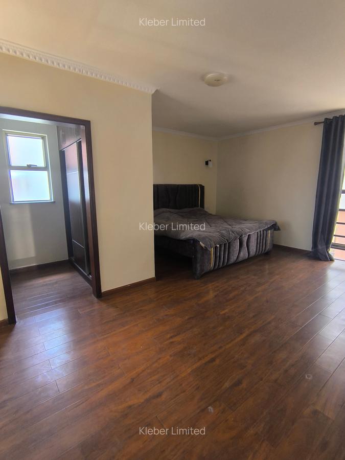 5 Bed Villa with En Suite in Lavington - 12