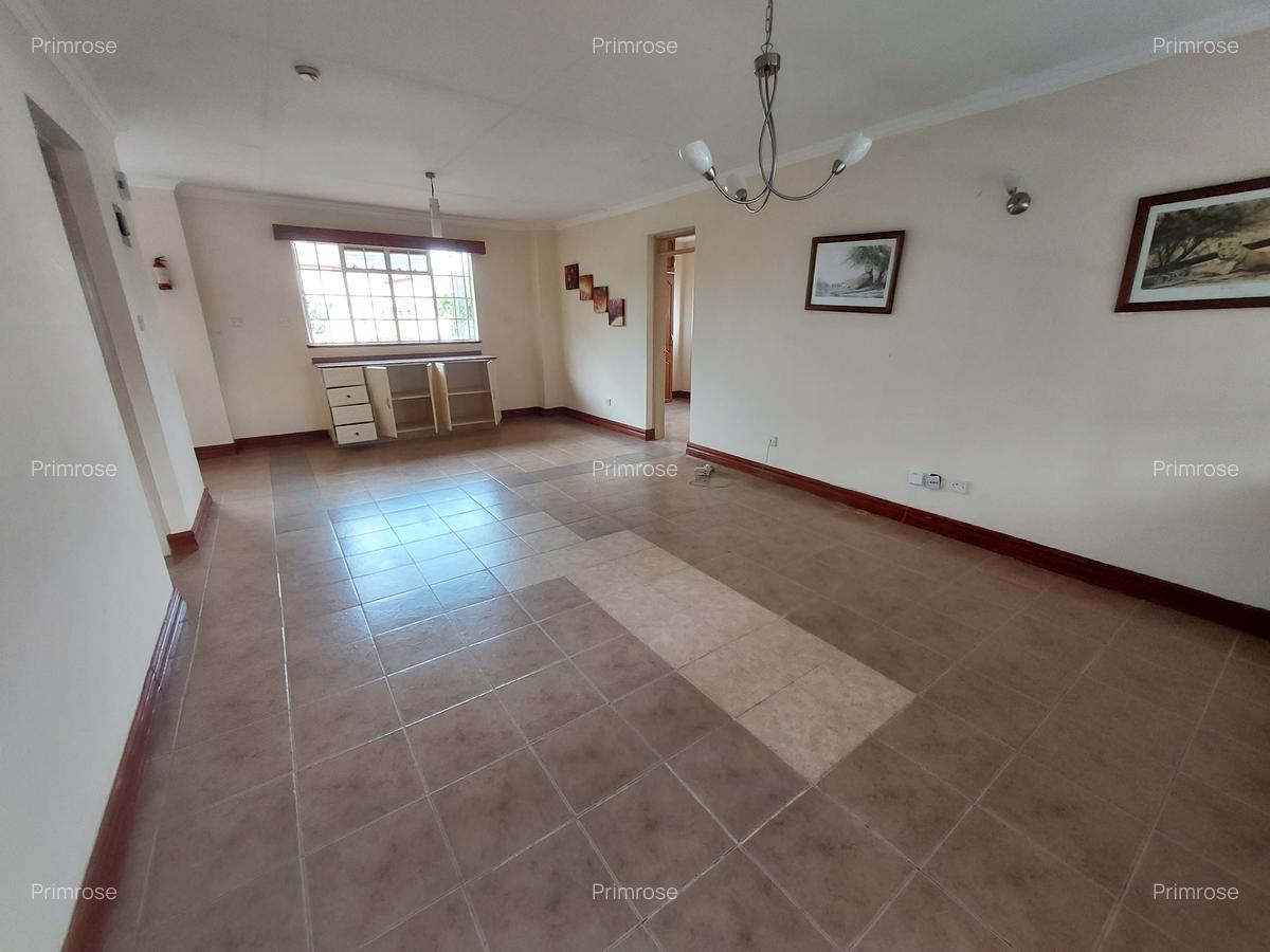 1 Bed Apartment with En Suite in Riverside - 10