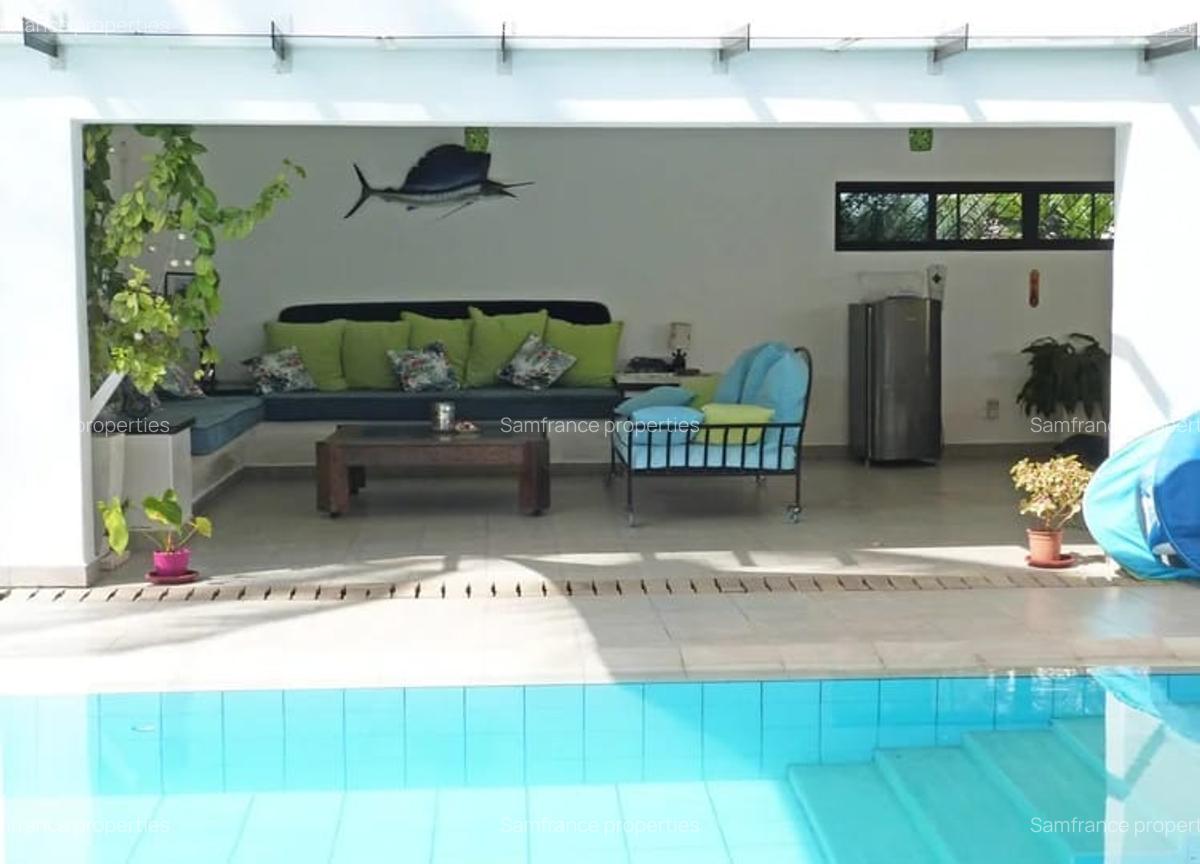 4 Bed Villa with En Suite in Watamu - 6