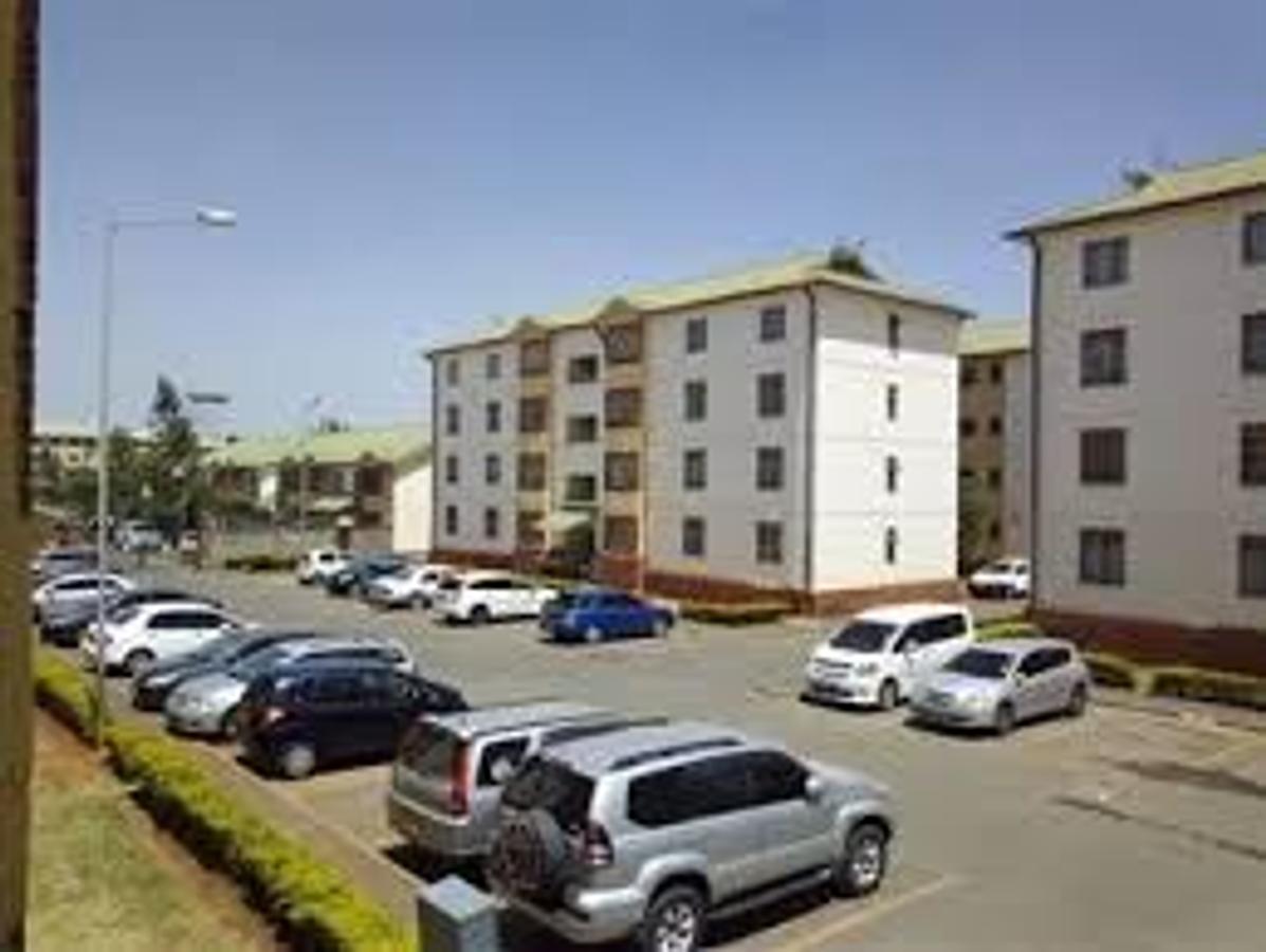 3 Bed Apartment with En Suite at Nyayo Estate - 2