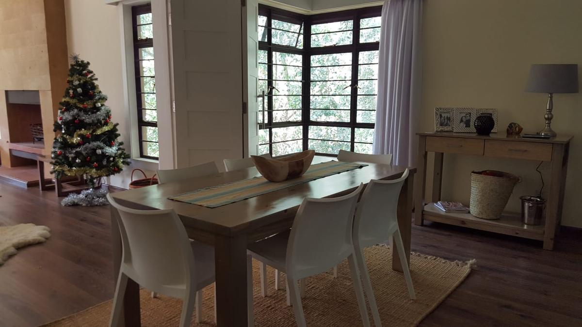 4 Bed House with En Suite in Rosslyn - 15