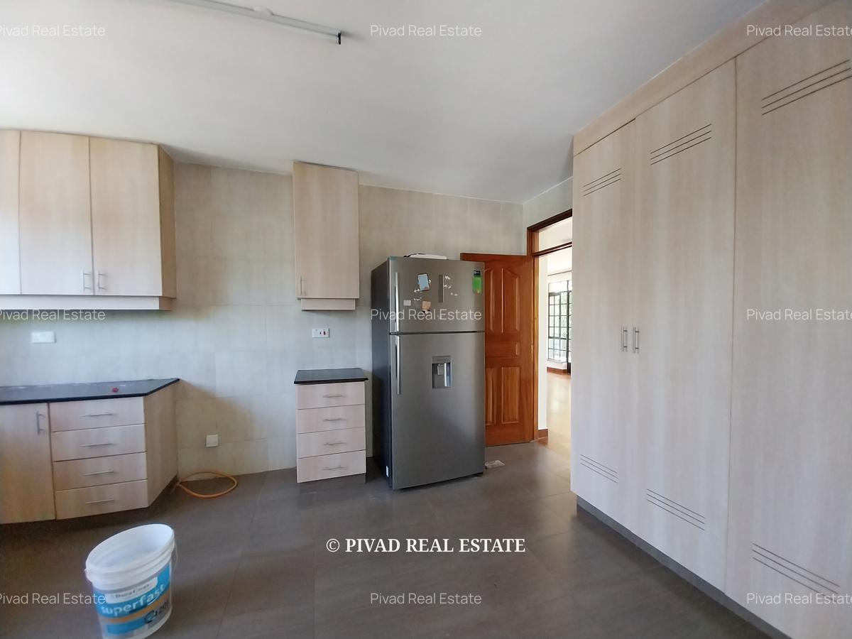 4 Bed Townhouse with Garden in Kiambu Road - 2