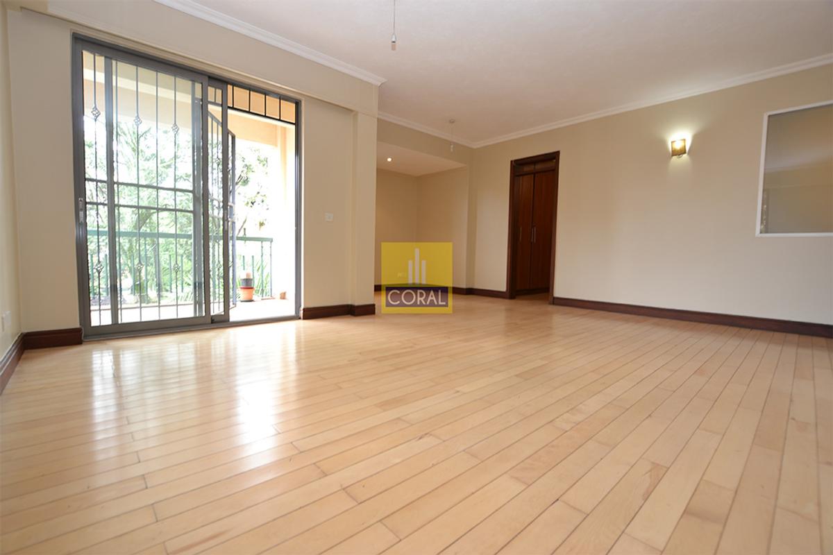 4 Bed Apartment in Parklands - 13