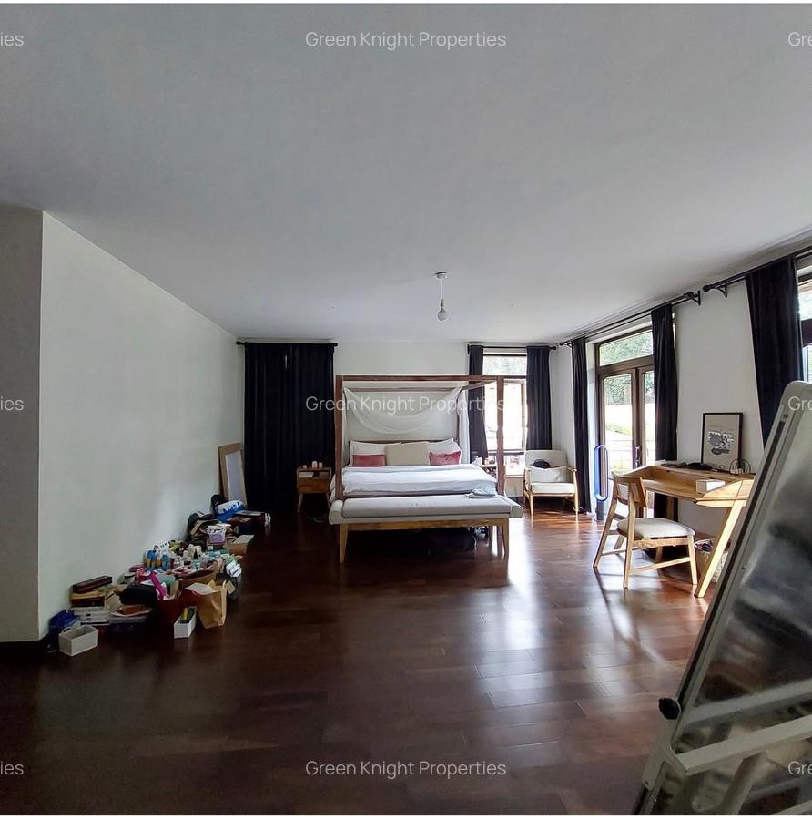 5 Bed Townhouse with En Suite in Lavington - 9