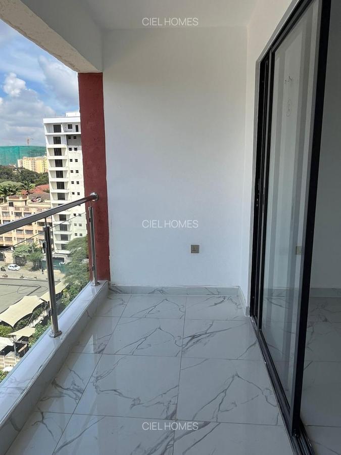 2 Bed Apartment with Gym at Wood Avenue - 4