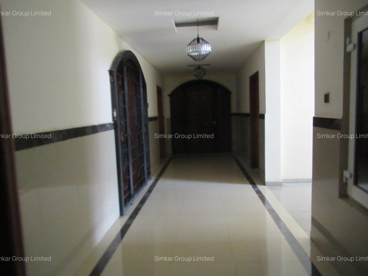 Furnished 3 Bed Apartment with En Suite at Argwins Kodhek Rd - 4