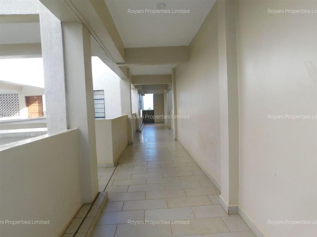 2 Bed Apartment with En Suite at Thindigua - 15