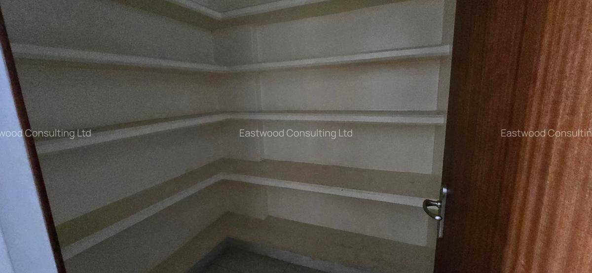 4 Bed Apartment with En Suite at Kolobot Road - 7