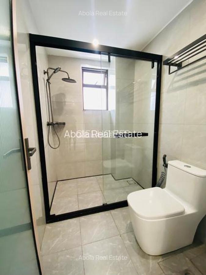 2 Bed Apartment with En Suite in Riverside - 17