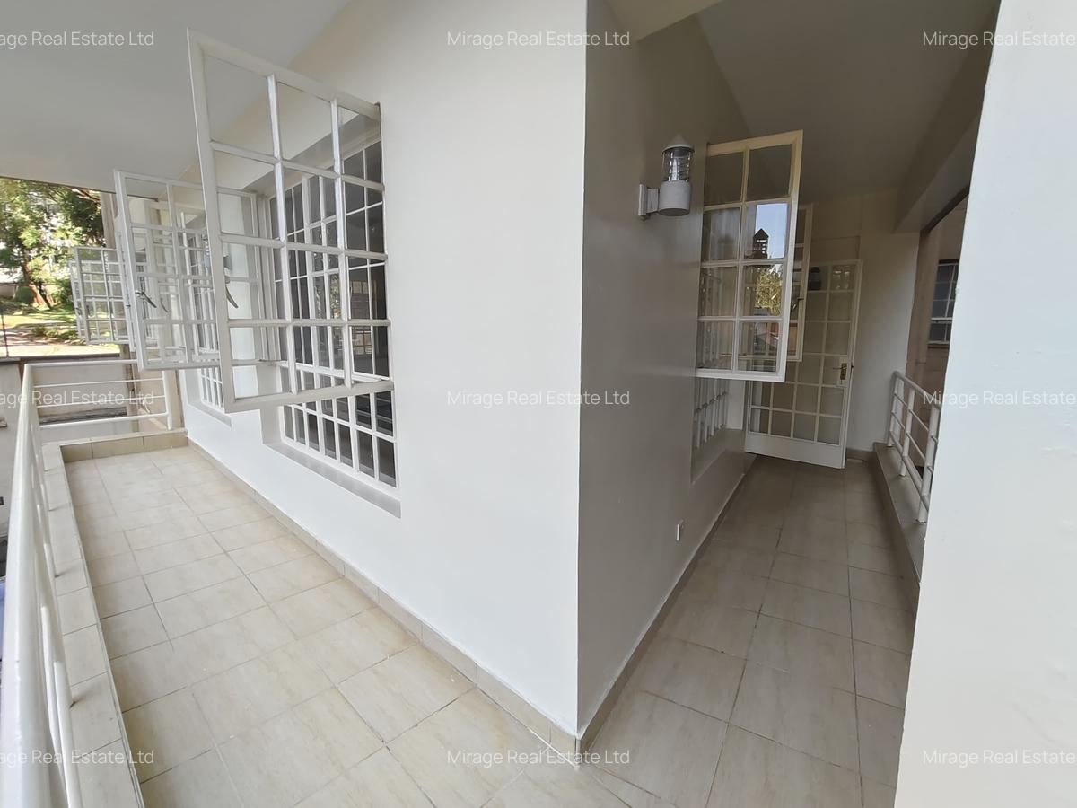 2 Bed Apartment with En Suite in Kilimani - 19