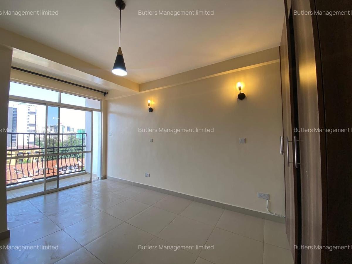 3 Bed Apartment with En Suite at Kindaruma Road - 10