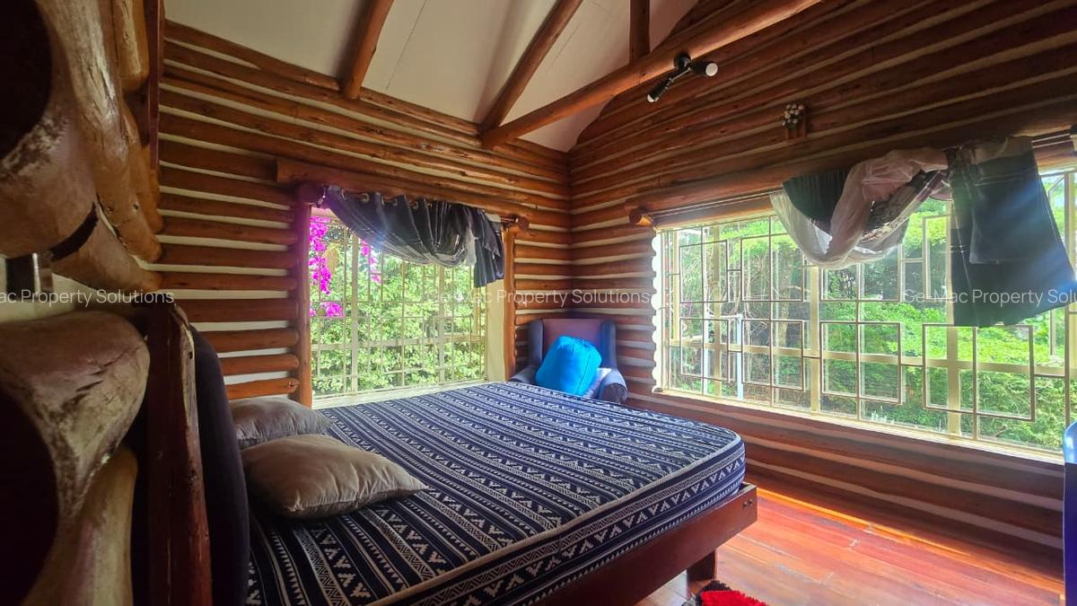 2 Bed House with En Suite in Ridgeways - 8