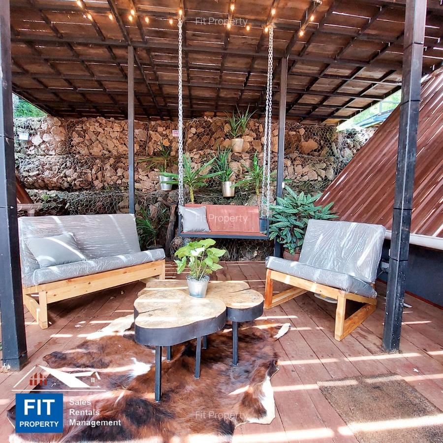 2 Bed House with En Suite at Unep - 20