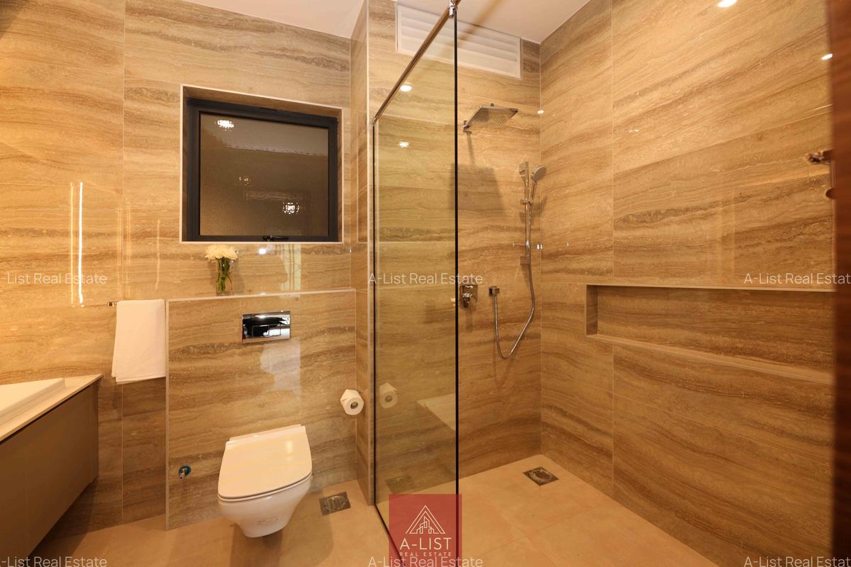3 Bed Apartment with En Suite at Riverside Drive - 12