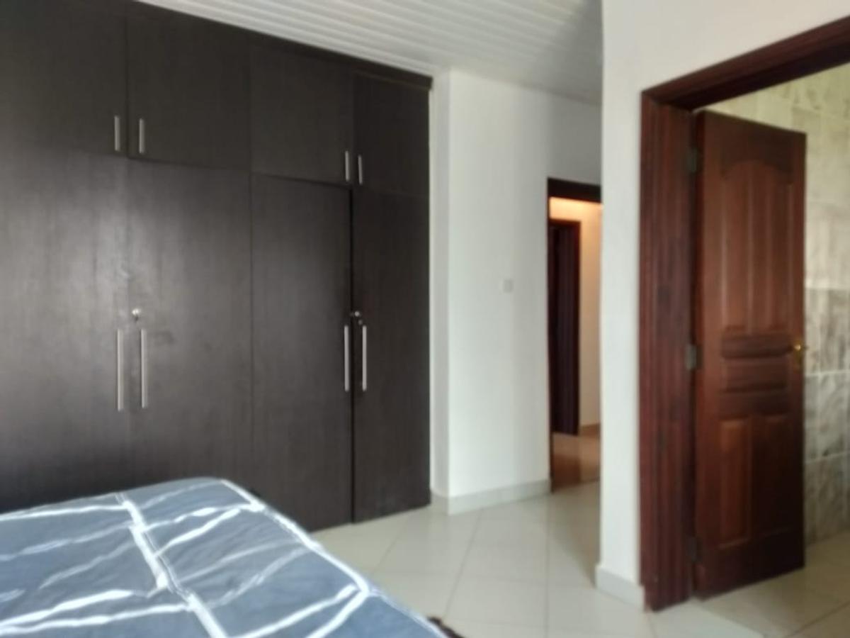 Furnished 2 Bed Apartment with En Suite in Runda - 7