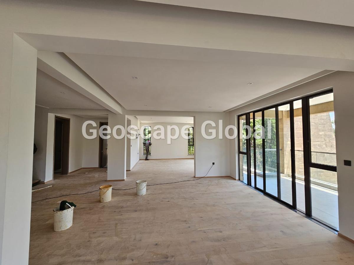 5 Bed House with En Suite in Kitisuru - 13