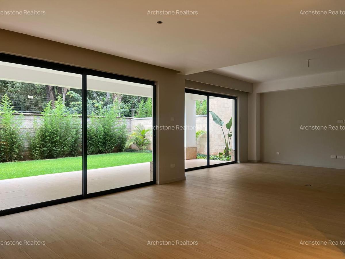 5 Bed Townhouse with En Suite in Kyuna - 5