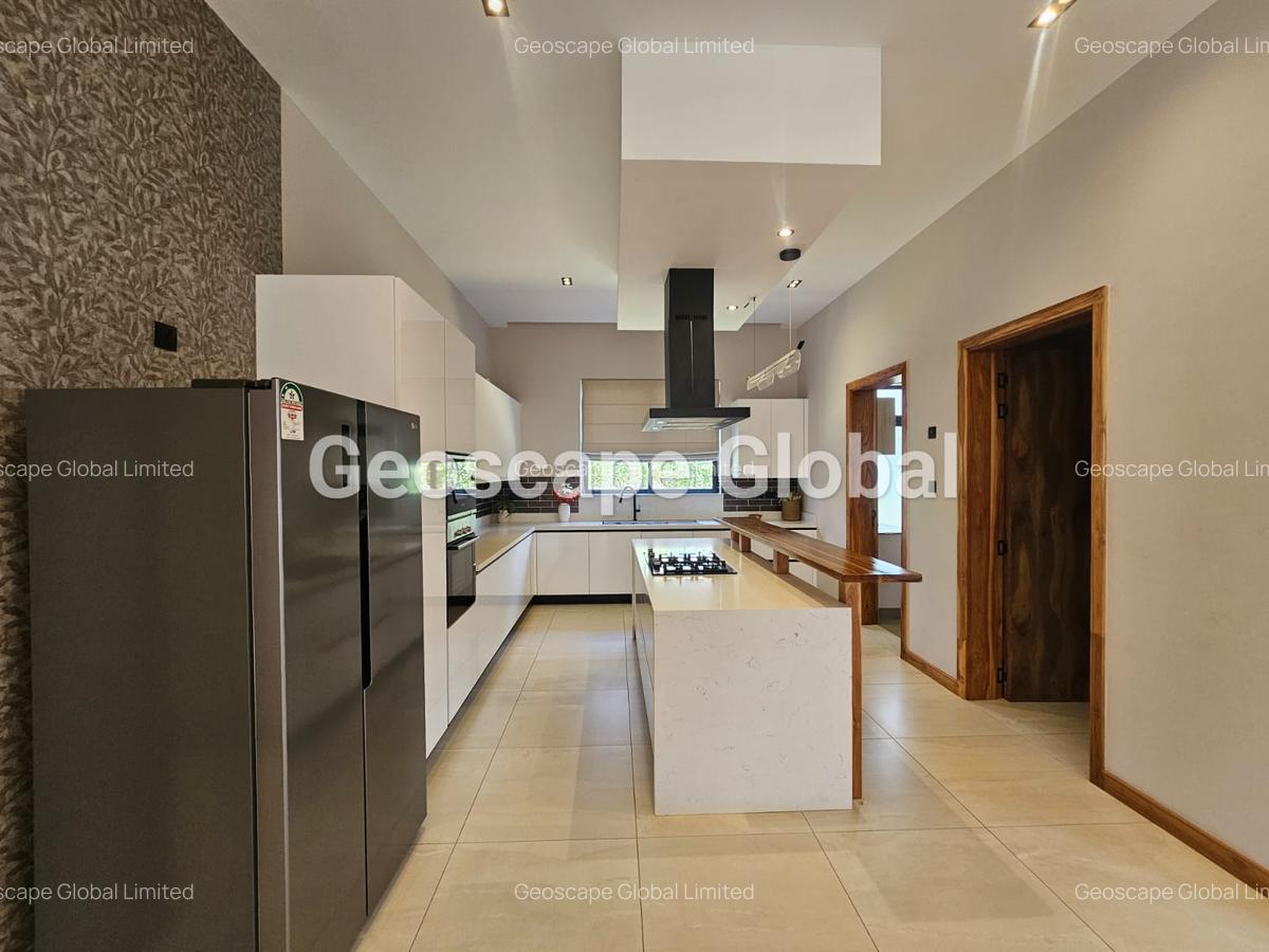 5 Bed Villa with En Suite in Loresho - 16