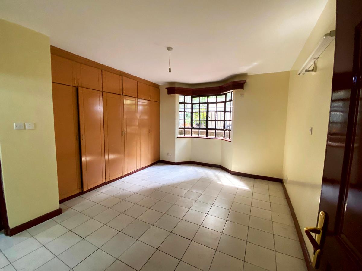 2 Bed Apartment with En Suite at Batubatu Gardens - 11