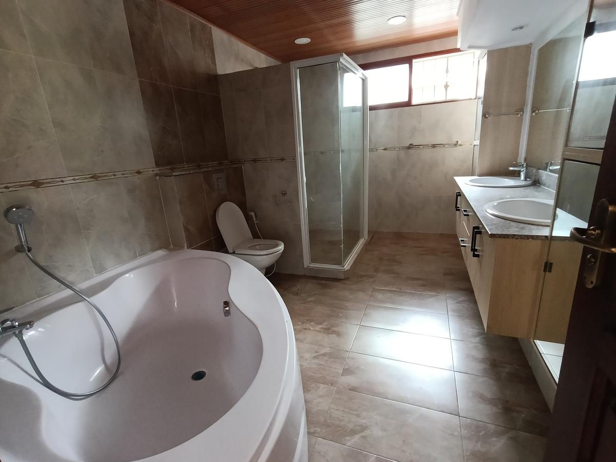 5 Bed Townhouse with En Suite at Shanzu Road - 9